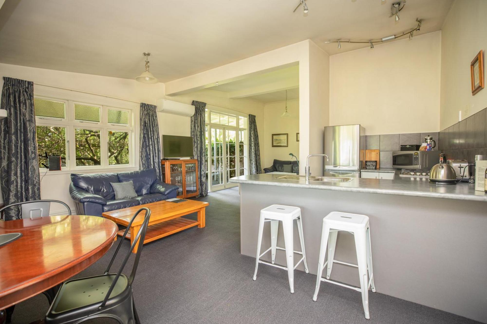 Margrain Vineyard Villas Martinborough Exteriör bild