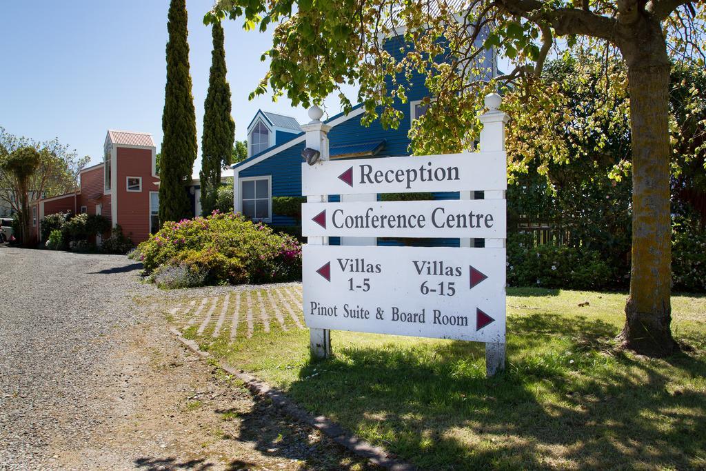 Margrain Vineyard Villas Martinborough Exteriör bild